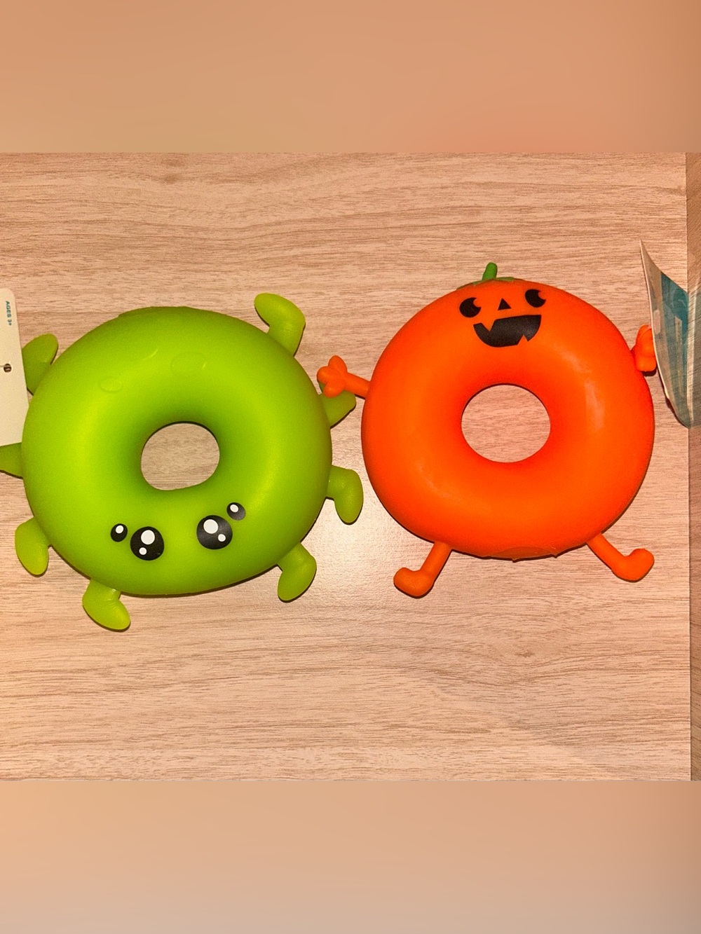 CVS Joyward Halloween Donut Squishy Pals - Halloween Spider & Pumpkin Donuts - Picture 2 of 4